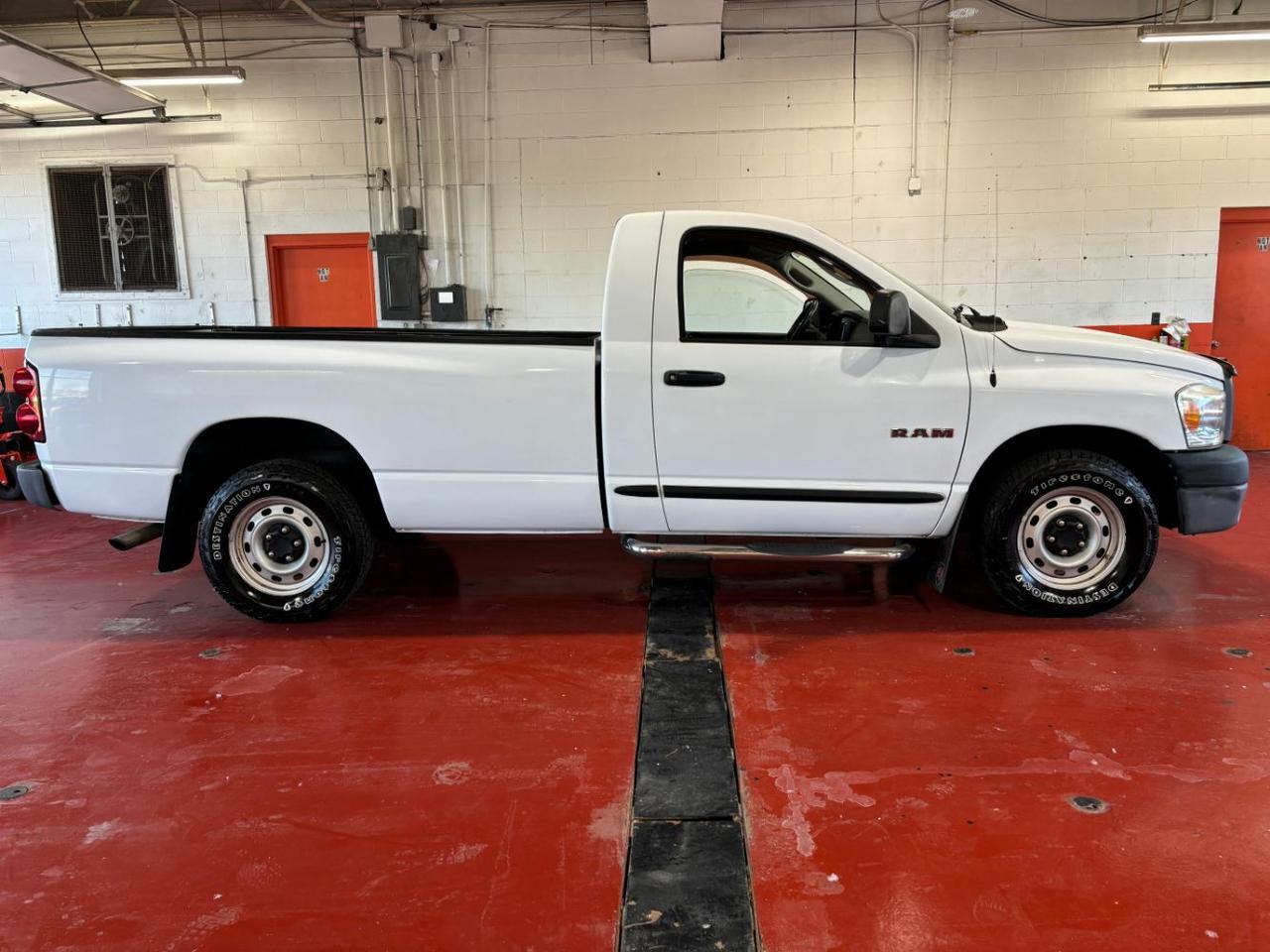 dodge ram 1500 pickup 2008 1D7HA16K48J132110 image dodge ram 1500 pickup 2008 1D7HA16K48J132110 image